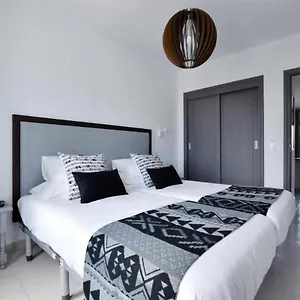 Apartment Holyhome Grey 217, Costa Teguise